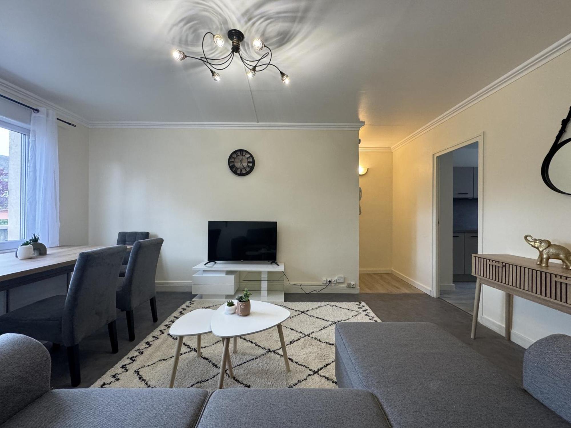 Le Bigarreaux - 6 Pers - Wi-fi - Reve Au Mans Appartement